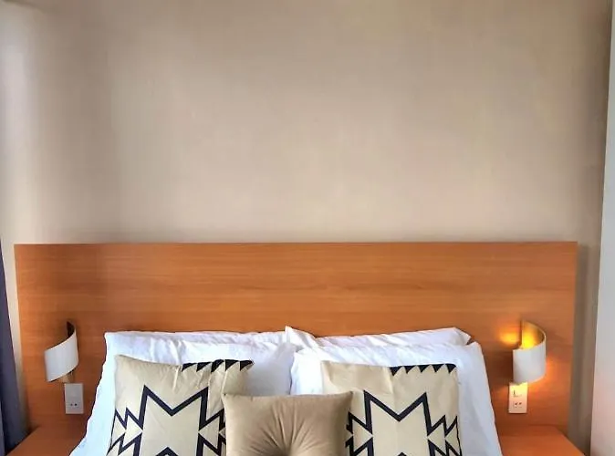 Apartment Vissers Crib At Azure Urban Residences Manila