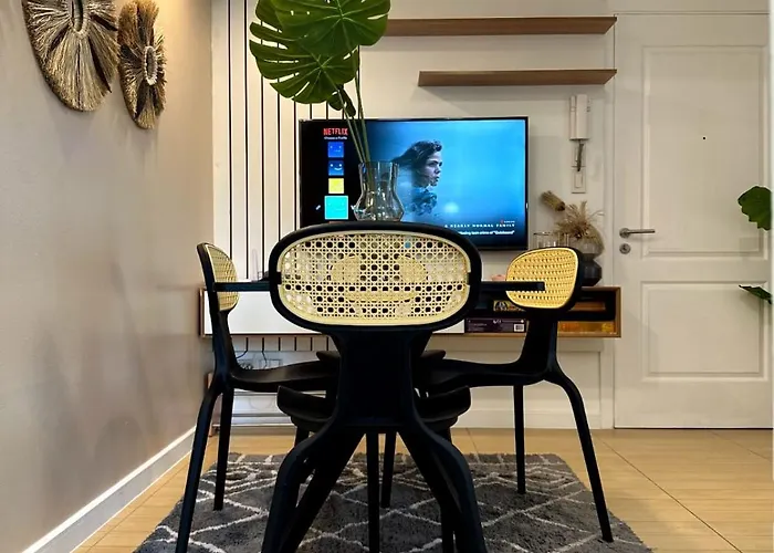 Vissers Crib At Azure Urban Residences Manila